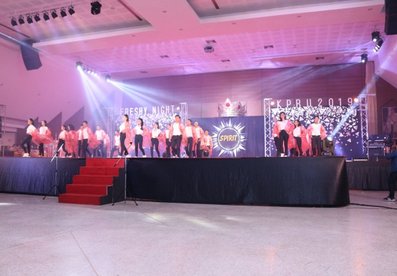 ภาพกิจกรรม นักศึกษาคณะวิทยาศาสตร์และเทคโนโลยี ชั้นปีที่ 1 เข้าร่วมกิจกรรมประกวดเฟรชชี่ ปีการศึกษา 2562 