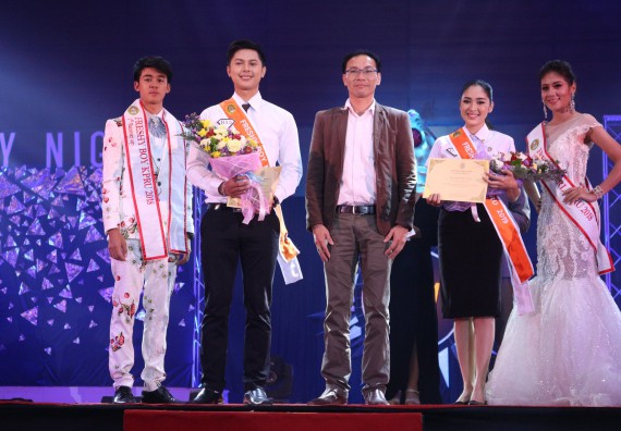 ภาพกิจกรรม นักศึกษาคณะวิทยาศาสตร์และเทคโนโลยี ชั้นปีที่ 1 เข้าร่วมกิจกรรมประกวดเฟรชชี่ ปีการศึกษา 2562 