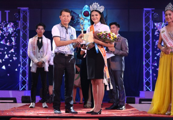 ภาพกิจกรรม นักศึกษาคณะวิทยาศาสตร์และเทคโนโลยี ชั้นปีที่ 1 เข้าร่วมกิจกรรมประกวดเฟรชชี่ ปีการศึกษา 2562 