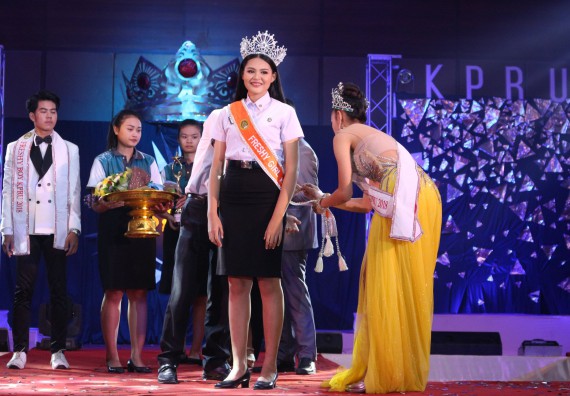 ภาพกิจกรรม นักศึกษาคณะวิทยาศาสตร์และเทคโนโลยี ชั้นปีที่ 1 เข้าร่วมกิจกรรมประกวดเฟรชชี่ ปีการศึกษา 2562 