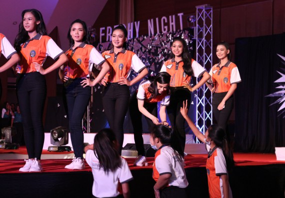 ภาพกิจกรรม นักศึกษาคณะวิทยาศาสตร์และเทคโนโลยี ชั้นปีที่ 1 เข้าร่วมกิจกรรมประกวดเฟรชชี่ ปีการศึกษา 2562 