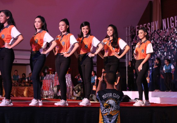 ภาพกิจกรรม นักศึกษาคณะวิทยาศาสตร์และเทคโนโลยี ชั้นปีที่ 1 เข้าร่วมกิจกรรมประกวดเฟรชชี่ ปีการศึกษา 2562 