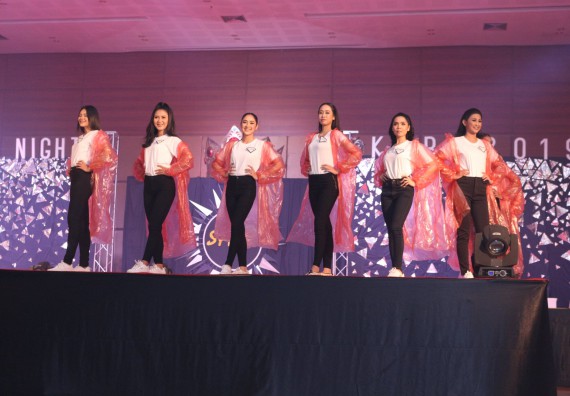 ภาพกิจกรรม นักศึกษาคณะวิทยาศาสตร์และเทคโนโลยี ชั้นปีที่ 1 เข้าร่วมกิจกรรมประกวดเฟรชชี่ ปีการศึกษา 2562 