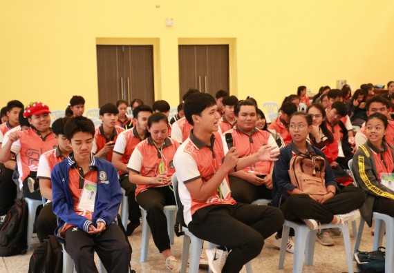 ภาพกิจกรรม คณะวิทยาศาสตร์และเทคโนโลยี จัดอบรมเชิงปฏิบัติการเรื่อง การพัฒนานักศึกษาเพื่อการผลิตสื่อสร้างสรรค์ กิจกรรมพัฒนาความรู้ให้กับนักศึกษาและศิษย์เก่า 