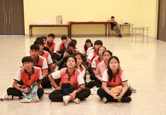 ภาพกิจกรรม คณะวิทยาศาสตร์และเทคโนโลยี จัดอบรมเชิงปฏิบัติการเรื่อง การพัฒนานักศึกษาเพื่อการผลิตสื่อสร้างสรรค์ กิจกรรมพัฒนาความรู้ให้กับนักศึกษาและศิษย์เก่า 