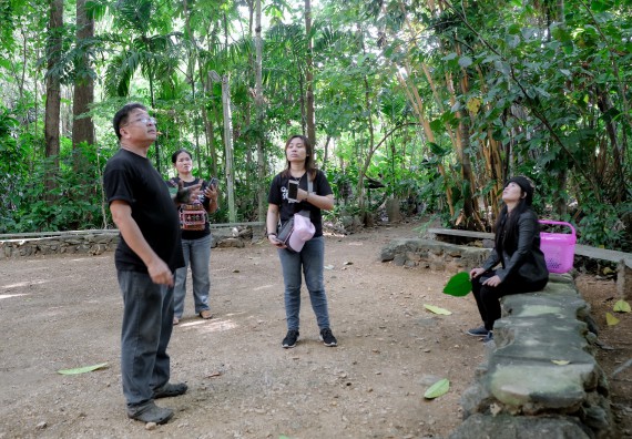 ภาพกิจกรรม คณะวิทยาศาสตร์และเทคโนโลยี จัดอบรมเชิงปฏิบัติการเพื่อเสริมสร้างสมรรถนะบุคคลากรด้านวิทยาศาสตร์และเทคโนโลยีในการทำวิจัยด้านความหลากหลายของพืช สมุนไพรเพื่อรักษาโรคเรื้อรัง จุลลินชีพที่มีประโยชน์
