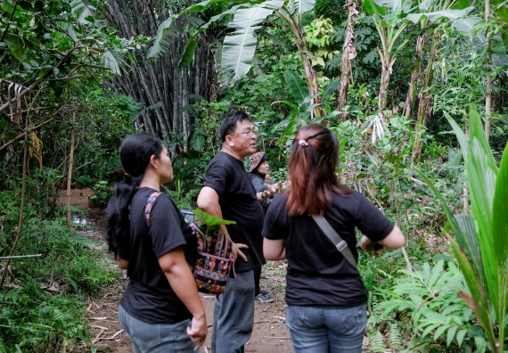 ภาพกิจกรรม คณะวิทยาศาสตร์และเทคโนโลยี จัดอบรมเชิงปฏิบัติการเพื่อเสริมสร้างสมรรถนะบุคคลากรด้านวิทยาศาสตร์และเทคโนโลยีในการทำวิจัยด้านความหลากหลายของพืช สมุนไพรเพื่อรักษาโรคเรื้อรัง จุลลินชีพที่มีประโยชน์