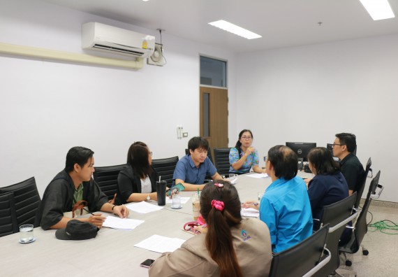 ภาพกิจกรรม คณะวิทยาศาสตร์และเทคโนโลยี จัดประชุม เรื่อง การจัดค่ายวิทยาศาสตร์โรงเรียนอนุบาลกำแพงเพชร