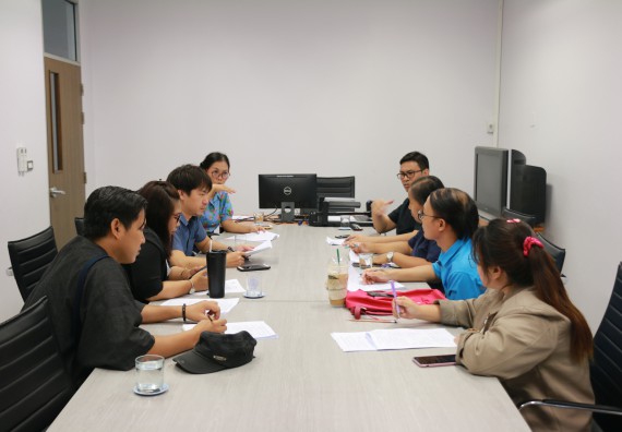 ภาพกิจกรรม คณะวิทยาศาสตร์และเทคโนโลยี จัดประชุม เรื่อง การจัดค่ายวิทยาศาสตร์โรงเรียนอนุบาลกำแพงเพชร