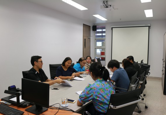 ภาพกิจกรรม คณะวิทยาศาสตร์และเทคโนโลยี จัดประชุม เรื่อง การจัดค่ายวิทยาศาสตร์โรงเรียนอนุบาลกำแพงเพชร