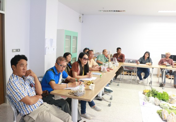 ภาพกิจกรรม โปรแกรมวิชาวิทยาศาสตร์สิ่งแวดล้อม จัดประชุมชี้แจงให้ความรู้เกี่ยวกับเครือข่ายป่าไม้ภาคพลเมือง