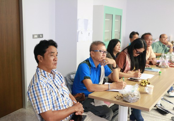 ภาพกิจกรรม โปรแกรมวิชาวิทยาศาสตร์สิ่งแวดล้อม จัดประชุมชี้แจงให้ความรู้เกี่ยวกับเครือข่ายป่าไม้ภาคพลเมือง