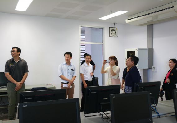 ภาพกิจกรรม คณะวิทยาศาสตร์และเทคโนโลยี ได้ต้อนรับคณะผู้บริหารจากโรงเรียน Qujing Qilin Changxin Vacational School of Technology ประเทศสาธารณรัฐประชาชนจีน