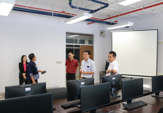 ภาพกิจกรรม คณะวิทยาศาสตร์และเทคโนโลยี ได้ต้อนรับคณะผู้บริหารจากโรงเรียน Qujing Qilin Changxin Vacational School of Technology ประเทศสาธารณรัฐประชาชนจีน