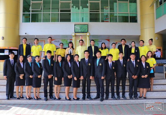 ภาพกิจกรรม คณะวิทยาศาสตร์และเทคโนโลยี เข้าร่วม พิธีน้อมรำลึกในพระมหากรุณาธิคุณ พระบาทสมเด็จพระบรมชนกาธิเบศรฯ เนื่องในวันคล้ายวันสวรรคต