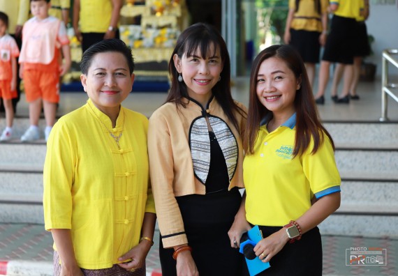 ภาพกิจกรรม คณะวิทยาศาสตร์และเทคโนโลยี เข้าร่วม พิธีน้อมรำลึกในพระมหากรุณาธิคุณ พระบาทสมเด็จพระบรมชนกาธิเบศรฯ เนื่องในวันคล้ายวันสวรรคต