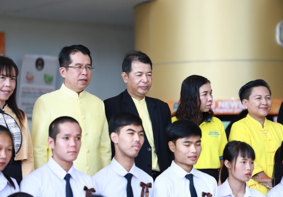 ภาพกิจกรรม คณะวิทยาศาสตร์และเทคโนโลยี เข้าร่วม พิธีน้อมรำลึกในพระมหากรุณาธิคุณ พระบาทสมเด็จพระบรมชนกาธิเบศรฯ เนื่องในวันคล้ายวันสวรรคต