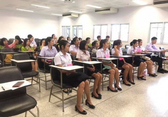 ภาพกิจกรรม โปรแกรมวิชาวิทยาศาสตร์สิ่งแวดล้อม จัดกิจกรรมสานสัมพันธ์พี่น้อง