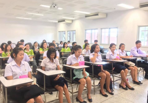 ภาพกิจกรรม โปรแกรมวิชาวิทยาศาสตร์สิ่งแวดล้อม จัดกิจกรรมสานสัมพันธ์พี่น้อง