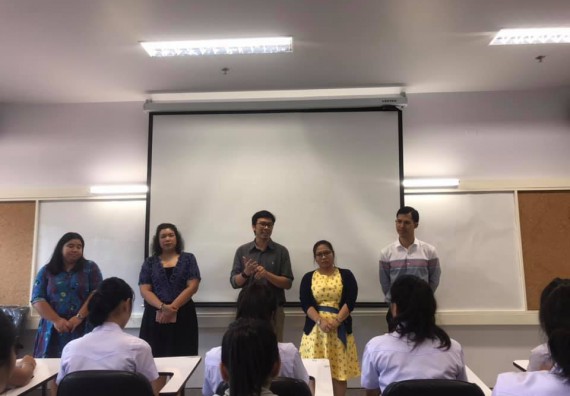 ภาพกิจกรรม โปรแกรมวิชาวิทยาศาสตร์สิ่งแวดล้อม จัดกิจกรรมสานสัมพันธ์พี่น้อง