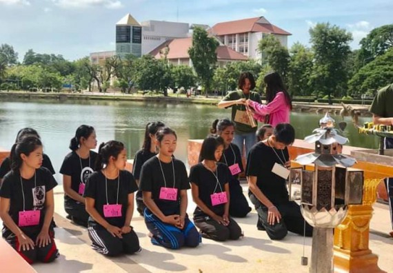 ภาพกิจกรรม โปรแกรมวิชาวิทยาศาสตร์สิ่งแวดล้อม จัดกิจกรรมสานสัมพันธ์พี่น้อง