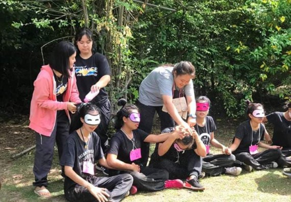 ภาพกิจกรรม โปรแกรมวิชาวิทยาศาสตร์สิ่งแวดล้อม จัดกิจกรรมสานสัมพันธ์พี่น้อง