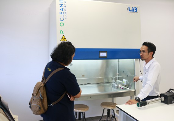 ภาพกิจกรรม คณะวิทยาศาสตร์และเทคโนโลยี จัดอบรมและรับฟังวิธีใช้งานครุภัณฑ์และเครื่องมือ จากบริษัท ดีไซน์ ออลเทอร์เนทีฟ จำกัด