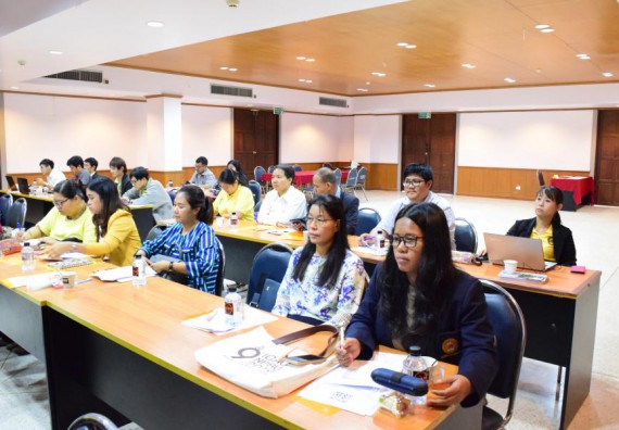 ภาพกิจกรรม คณะวิทยาศาสตร์และเทคโนโลยี เข้าร่วม อบรมเชิงปฏิบัติการ เรื่อง เทคนิคการเขียนบทความตีพิมพ์