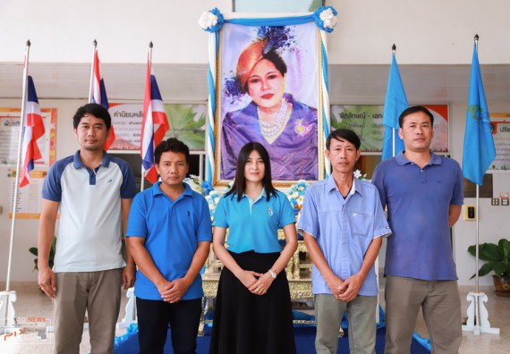 ภาพกิจกรรม คณะวิทยาศาสตร์และเทคโนโลยี เข้าร่วม พิธีเฉลิมพระเกียรติสมเด็จพระนางเจ้าสิริกิติ์ พระบรมราชนินีนาถ พระบรมราชชนนีพันปีหลวง เนื่องในโอกาสวันเฉลิมพระชนมพรรษา 87 พรรษา ประจำปี 2562