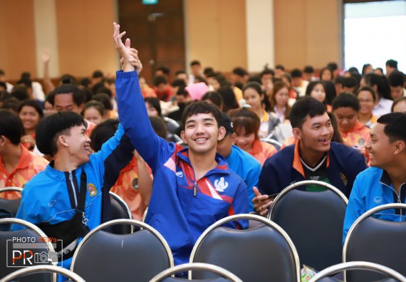 ภาพกิจกรรม นักศึกษาคณะวิทยาศาสตร์และเทคโนโลยี ชั้นปีที่ 2-3 เข้าร่วมโครงการวันต่อต้านยาเสพติดโลกและการมอบรางวัลการประกวดภาพยนตร์สั้นรณรงค์ต่อต้านยาเสพติด