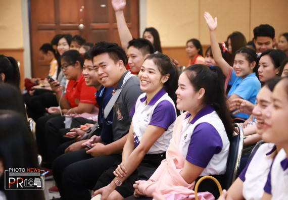 ภาพกิจกรรม นักศึกษาคณะวิทยาศาสตร์และเทคโนโลยี ชั้นปีที่ 2-3 เข้าร่วมโครงการวันต่อต้านยาเสพติดโลกและการมอบรางวัลการประกวดภาพยนตร์สั้นรณรงค์ต่อต้านยาเสพติด