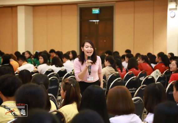 ภาพกิจกรรม นักศึกษาคณะวิทยาศาสตร์และเทคโนโลยี ชั้นปีที่ 2-3 เข้าร่วมโครงการวันต่อต้านยาเสพติดโลกและการมอบรางวัลการประกวดภาพยนตร์สั้นรณรงค์ต่อต้านยาเสพติด