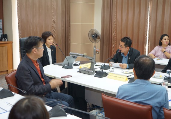 ภาพกิจกรรม คณะวิทยาศาสตร์และเทคโนโลยี เข้าร่วม กิจกรรมแลกเปลี่ยนเรียนรู้การใช้ประโยชน์และพัฒนาหลักสูตรด้วยเกณฑ์ AUN-QA ที่มุ่งเน้นผลลัพธ์การเรียนรู้