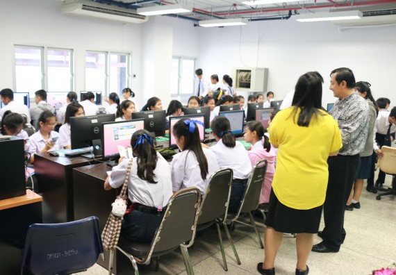 ภาพกิจกรรม  โปรแกรมวิชาวิทยาการคอมพิวเตอร์ คณะวิทยาศาสตร์และเทคโนโลยี มรภ.กพ. จัดอบรมเชิงปฏิบัติการ Micro:bit ช่วงที่ 2