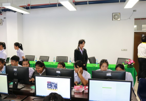 ภาพกิจกรรม  โปรแกรมวิชาวิทยาการคอมพิวเตอร์ คณะวิทยาศาสตร์และเทคโนโลยี มรภ.กพ. จัดอบรมเชิงปฏิบัติการ Micro:bit ช่วงที่ 2