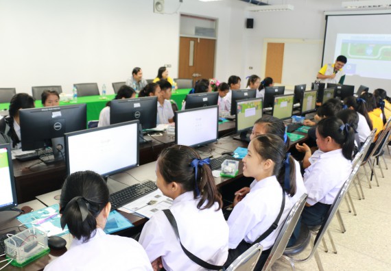 ภาพกิจกรรม  โปรแกรมวิชาวิทยาการคอมพิวเตอร์ คณะวิทยาศาสตร์และเทคโนโลยี มรภ.กพ. จัดอบรมเชิงปฏิบัติการ Micro:bit ช่วงที่ 2