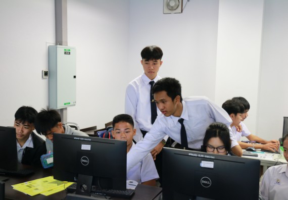 ภาพกิจกรรม  โปรแกรมวิชาวิทยาการคอมพิวเตอร์ คณะวิทยาศาสตร์และเทคโนโลยี มรภ.กพ. จัดอบรมเชิงปฏิบัติการ Micro:bit ช่วงที่ 2