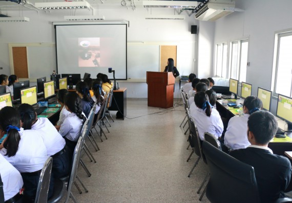 ภาพกิจกรรม  โปรแกรมวิชาวิทยาการคอมพิวเตอร์ คณะวิทยาศาสตร์และเทคโนโลยี มรภ.กพ. จัดอบรมเชิงปฏิบัติการ Micro:bit ช่วงที่ 2