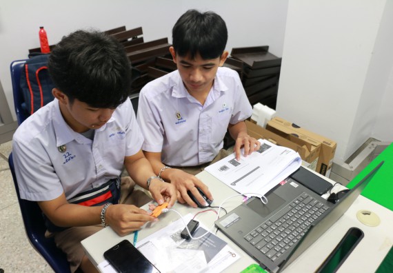 ภาพกิจกรรม  โปรแกรมวิชาวิทยาการคอมพิวเตอร์ คณะวิทยาศาสตร์และเทคโนโลยี มรภ.กพ. จัดอบรมเชิงปฏิบัติการ Micro:bit ช่วงที่ 2