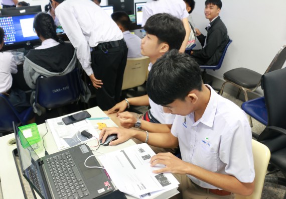 ภาพกิจกรรม  โปรแกรมวิชาวิทยาการคอมพิวเตอร์ คณะวิทยาศาสตร์และเทคโนโลยี มรภ.กพ. จัดอบรมเชิงปฏิบัติการ Micro:bit ช่วงที่ 2