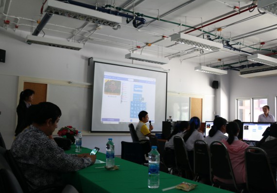 ภาพกิจกรรม  โปรแกรมวิชาวิทยาการคอมพิวเตอร์ คณะวิทยาศาสตร์และเทคโนโลยี มรภ.กพ. จัดอบรมเชิงปฏิบัติการ Micro:bit ช่วงที่ 2