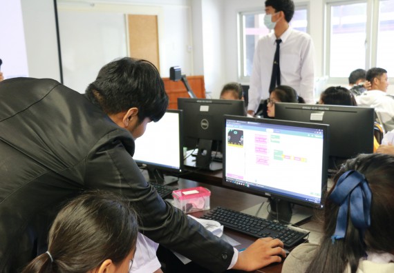 ภาพกิจกรรม  โปรแกรมวิชาวิทยาการคอมพิวเตอร์ คณะวิทยาศาสตร์และเทคโนโลยี มรภ.กพ. จัดอบรมเชิงปฏิบัติการ Micro:bit ช่วงที่ 2