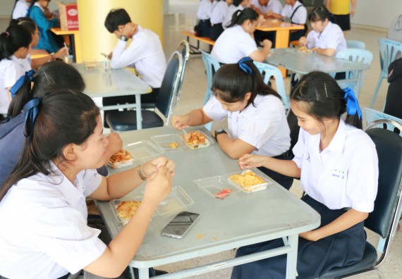 ภาพกิจกรรม  โปรแกรมวิชาวิทยาการคอมพิวเตอร์ คณะวิทยาศาสตร์และเทคโนโลยี มรภ.กพ. จัดอบรมเชิงปฏิบัติการ Micro:bit ช่วงที่ 2