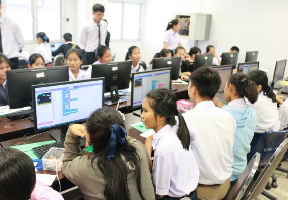 ภาพกิจกรรม  โปรแกรมวิชาวิทยาการคอมพิวเตอร์ คณะวิทยาศาสตร์และเทคโนโลยี มรภ.กพ. จัดอบรมเชิงปฏิบัติการ Micro:bit ช่วงที่ 2