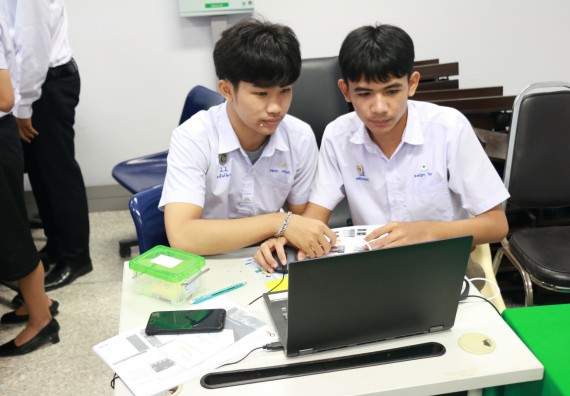 ภาพกิจกรรม  โปรแกรมวิชาวิทยาการคอมพิวเตอร์ คณะวิทยาศาสตร์และเทคโนโลยี มรภ.กพ. จัดอบรมเชิงปฏิบัติการ Micro:bit ช่วงที่ 2