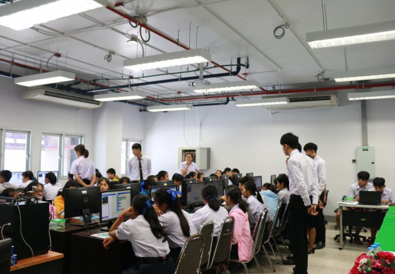 ภาพกิจกรรม  โปรแกรมวิชาวิทยาการคอมพิวเตอร์ คณะวิทยาศาสตร์และเทคโนโลยี มรภ.กพ. จัดอบรมเชิงปฏิบัติการ Micro:bit ช่วงที่ 2