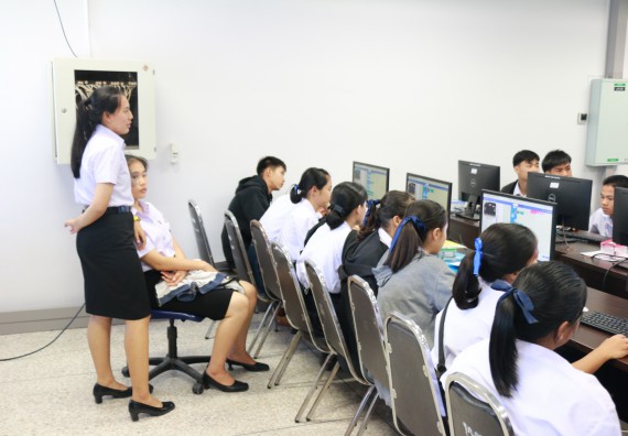 ภาพกิจกรรม  โปรแกรมวิชาวิทยาการคอมพิวเตอร์ คณะวิทยาศาสตร์และเทคโนโลยี มรภ.กพ. จัดอบรมเชิงปฏิบัติการ Micro:bit ช่วงที่ 2