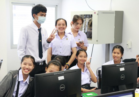 ภาพกิจกรรม  โปรแกรมวิชาวิทยาการคอมพิวเตอร์ คณะวิทยาศาสตร์และเทคโนโลยี มรภ.กพ. จัดอบรมเชิงปฏิบัติการ Micro:bit ช่วงที่ 2