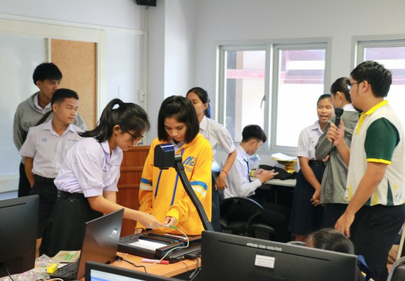 ภาพกิจกรรม  โปรแกรมวิชาวิทยาการคอมพิวเตอร์ คณะวิทยาศาสตร์และเทคโนโลยี มรภ.กพ. จัดอบรมเชิงปฏิบัติการ Micro:bit ช่วงที่ 2