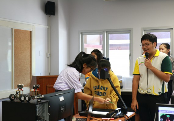 ภาพกิจกรรม  โปรแกรมวิชาวิทยาการคอมพิวเตอร์ คณะวิทยาศาสตร์และเทคโนโลยี มรภ.กพ. จัดอบรมเชิงปฏิบัติการ Micro:bit ช่วงที่ 2